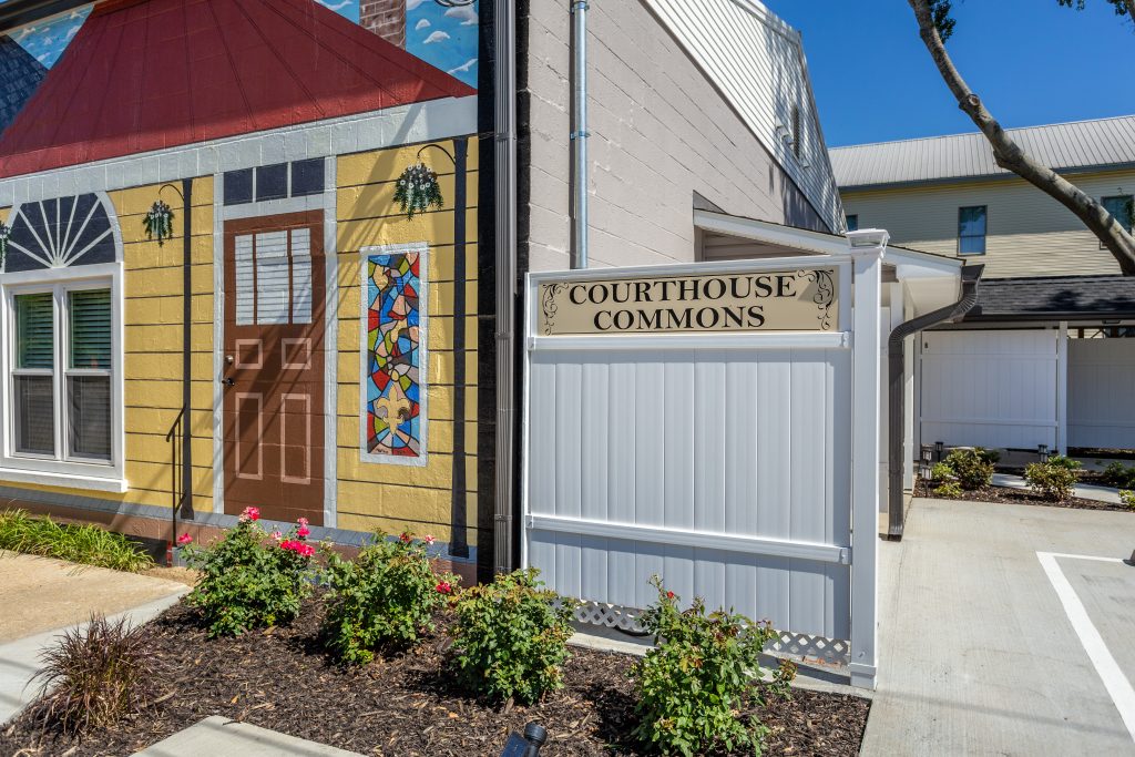 About Courthouse Commons Apartments in Port Allen, Louisiana WBR